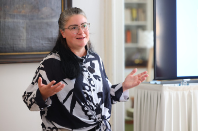 Corinna Dietrich Speaker at a Fundraising Congress